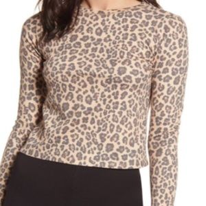 Leopard Print Cropped Thermal